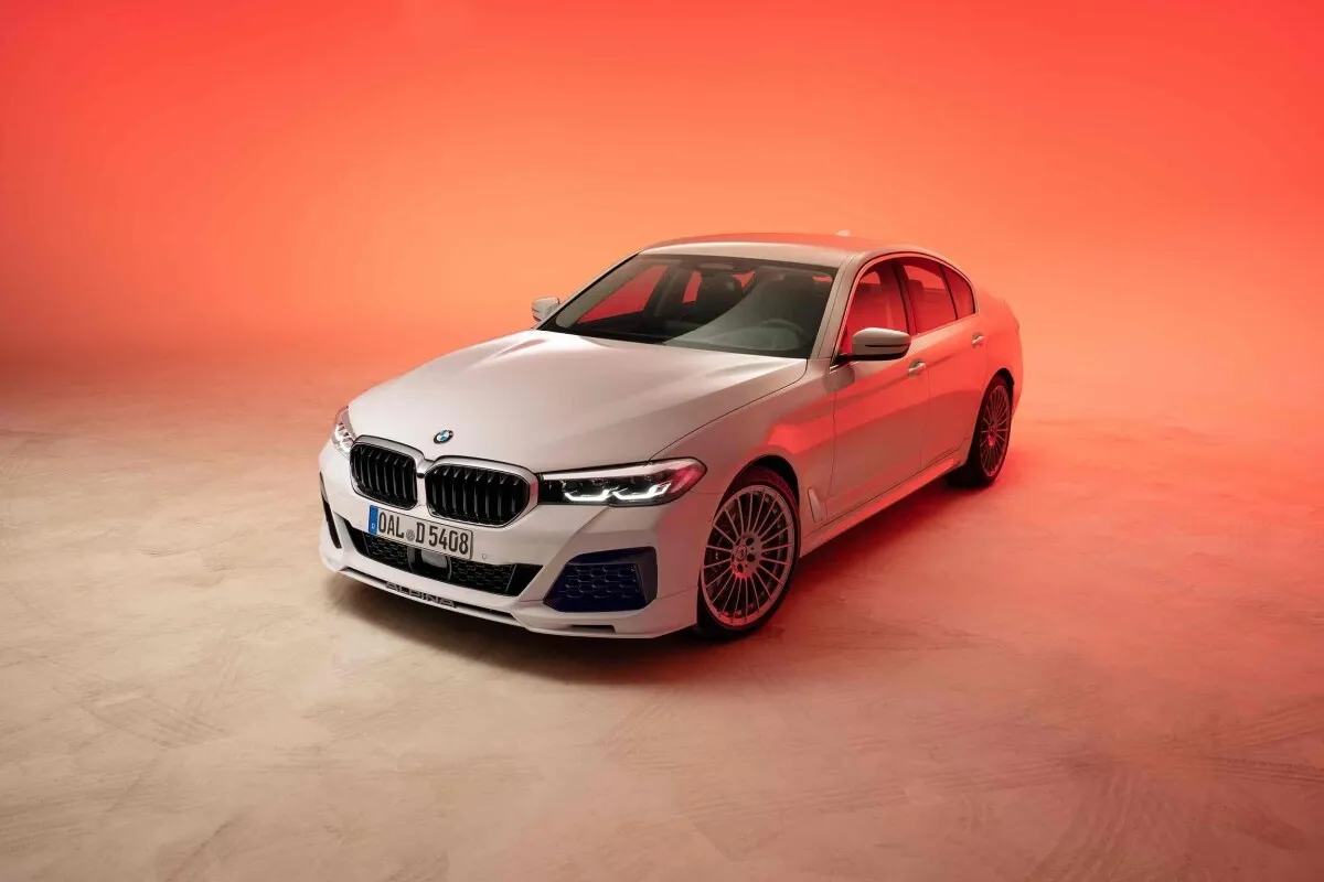 B5/B7/B9/B10/D5/D10 (5) B5/B7/B9/B10/D5/D10 (5er-Reihe) G30/G31 (1. Facelift)