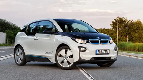 i3 1.Generation (1. Facelift)