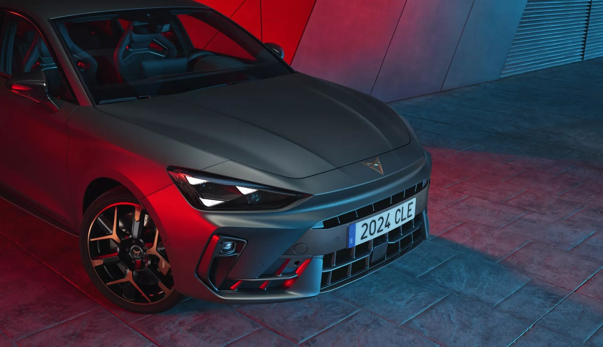 Leon Leon 1. Generation (1. Facelift)