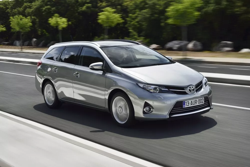 Auris E18