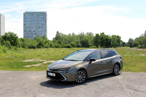 Corolla E12 (1. Facelift)